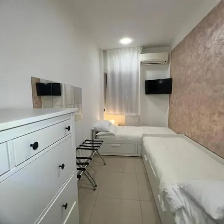 Hyaline St Peter House