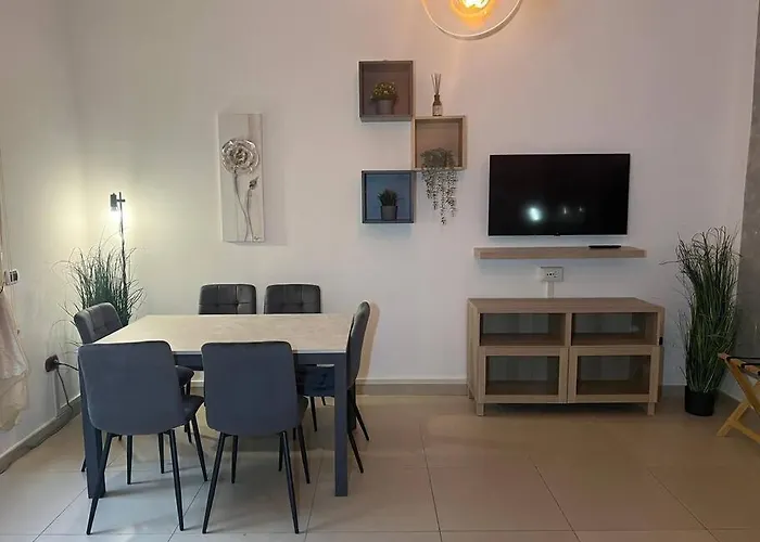 Hyaline St Peter House Appartement *