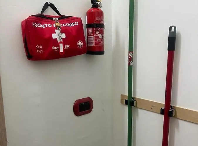 Hyaline St Peter House רומא